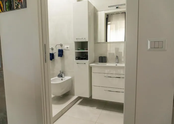 Cozy Loft Putignani 公寓 *