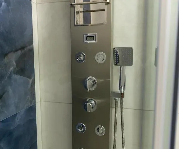 Cozy Loft Putignani 公寓 *